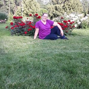 Meet your Posher, Crystal